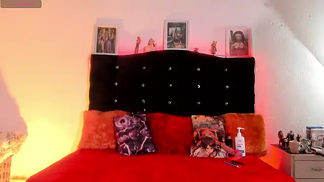 young jung online show from 16, 9, 2025