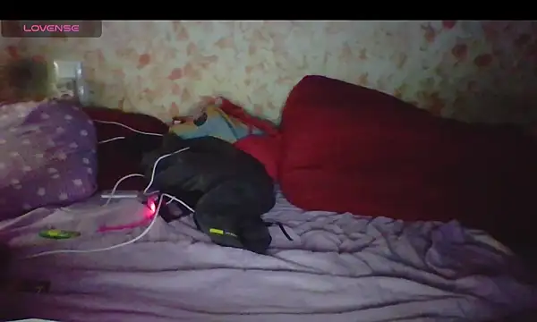 Snapshot of parejade225@xh chatting on 5, 3, 2025 parejade225xh online show from 5, 3, 2025