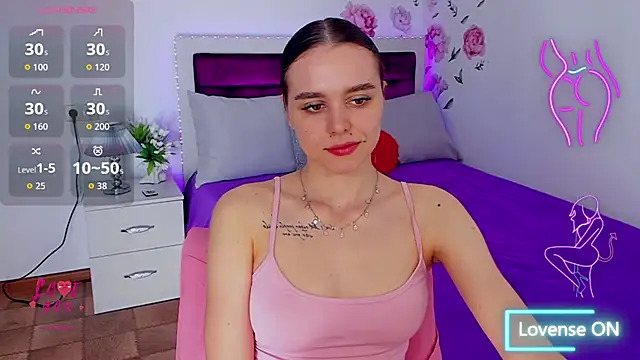 Snapshot of EmelyMason chatting on 7, 5, 2026 EmelyMason online show from 7, 5, 2026