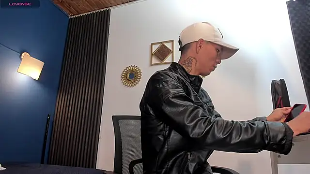 CRAZY-BOY99 online show from 12, 3, 2025