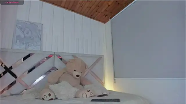 CRAZY-BOY99 online show from 12, 3, 2025