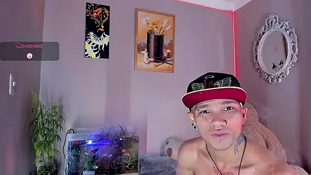 CRAZY-BOY99 online show from 25, 11, 2025