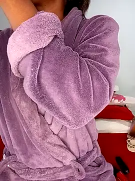 Missvixen81 online show from 12, 3, 2026