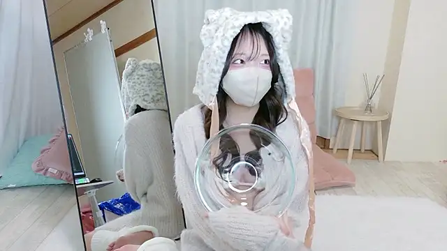 mami-pokoch online show from 23, 10, 2025