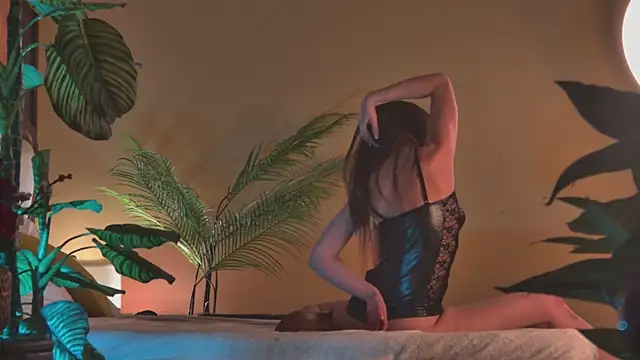 Amanda River online show from 8, 3, 2026