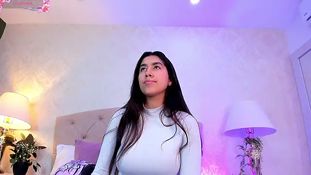 Snapshot of Mia_Montess chatting on 27, 5, 2026 Mia Montess online show from 27, 5, 2026