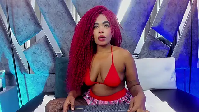 CandyMartinez  online show from 28, 11, 2025