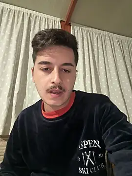 Snapshot of ategurl192 chatting on 15, 12, 2025 ategurl192 online show from 15, 12, 2025