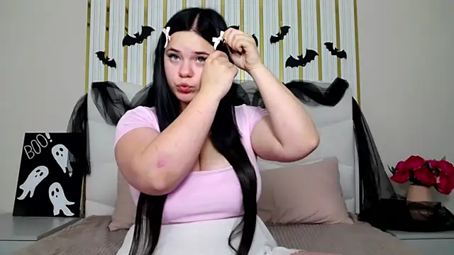 Snapshot of Eliss_Shyyo chatting on 25, 10, 2025 Eliss Shyyo online show from 25, 10, 2025