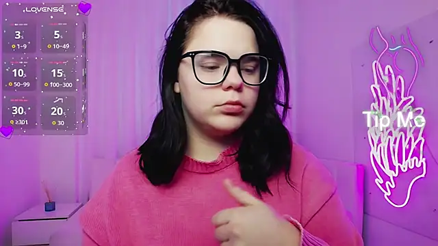 Snapshot of Eliss_Shyyo chatting on 25, 11, 2025 Eliss Shyyo online show from 25, 11, 2025