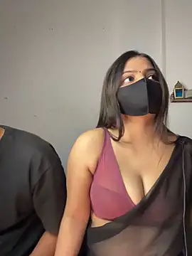 Snapshot of etihotyy chatting on 5, 11, 2025 etihotyy online show from 5, 11, 2025