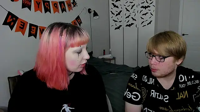 Snapshot of JayMollyy chatting on 31, 10, 2025 JayMollyy online show from 31, 10, 2025