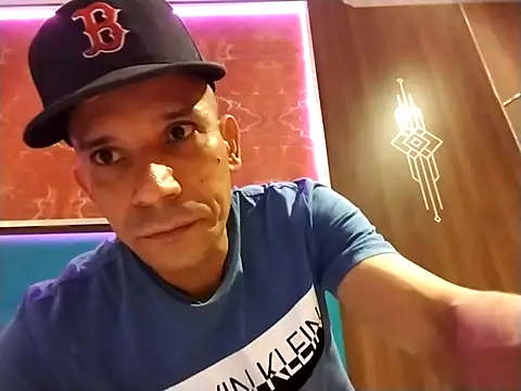 karlossan24 online show from 14, 2, 2026