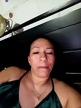 Snapshot of Antonela45 chatting on 21, 9, 2025 Antonela45 online show from 21, 9, 2025