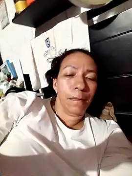 Snapshot of Antonela45 chatting on 27, 9, 2025 Antonela45 online show from 27, 9, 2025