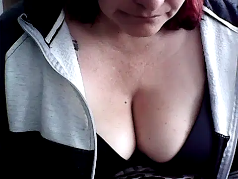 BiancaSteel online show from 13, 11, 2025