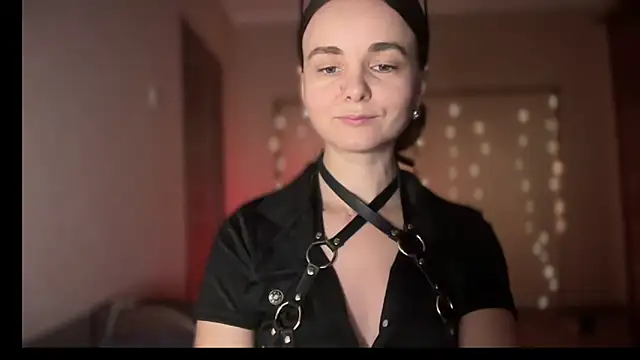 lanaloulou online show from 9, 9, 2025