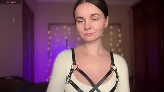 lanaloulou online show from 15, 10, 2025