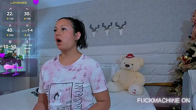 LeilaHiuston online show from 17, 11, 2025