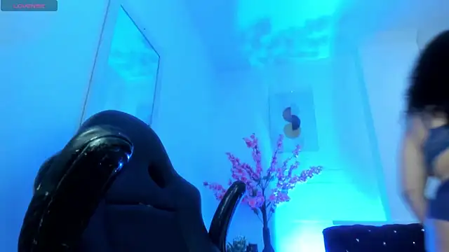 Ayliinn  online show from 11, 4, 2026