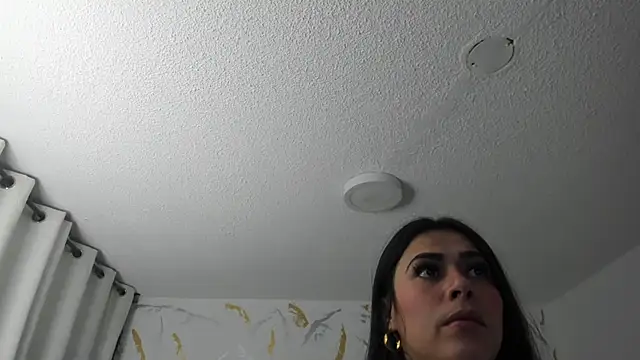 Cristal Velle online show from 24, 3, 2026