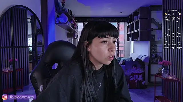 Snapshot of Saraa_Desiree chatting on 4, 8, 2026 Saraa Desiree online show from 4, 8, 2026