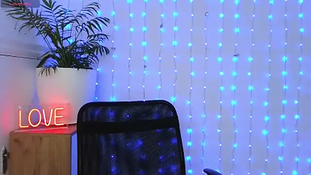 neferutt online show from 14, 1, 2026