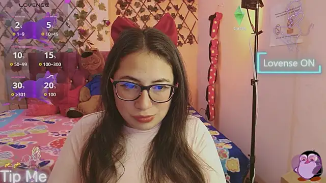 Snapshot of Anny__cute chatting on 3, 11, 2025 Anny cute online show from 3, 11, 2025