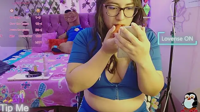 Snapshot of Anny__cute chatting on 21, 11, 2025 Anny cute online show from 21, 11, 2025