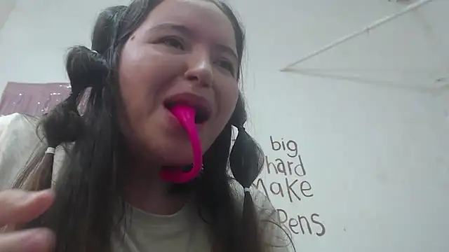 Snapshot of abbydirtys chatting on 26, 10, 2025 abbydirtys online show from 26, 10, 2025