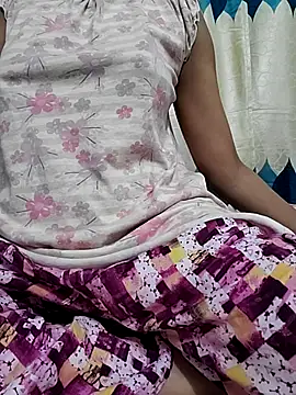 sexy-trisha1 online show from 27, 2, 2026