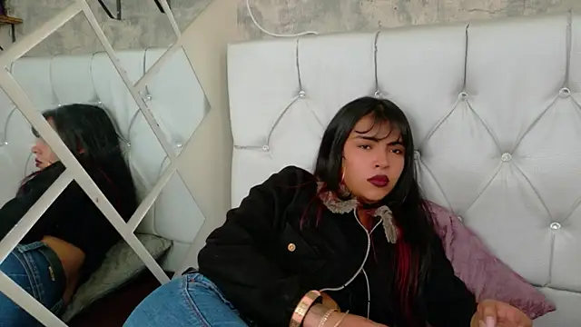Snapshot of Devil_AliceXo chatting on 22, 7, 2026 Devil AliceXo online show from 22, 7, 2026