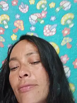 Snapshot of sarayulith chatting on 10, 7, 2026 sarayulith online show from 10, 7, 2026
