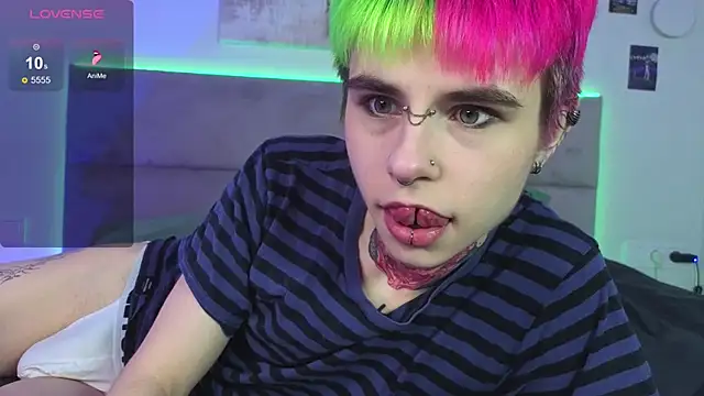 Snapshot of Alex_Vallley chatting on 30, 10, 2025 Alex Vallley online show from 30, 10, 2025