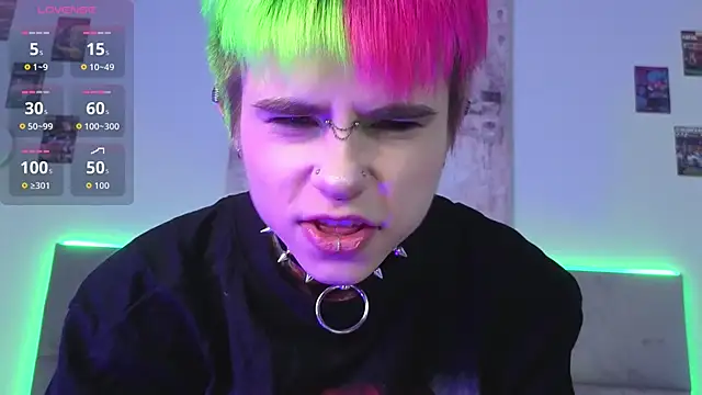 Snapshot of Alex_Vallley chatting on 31, 10, 2025 Alex Vallley online show from 31, 10, 2025