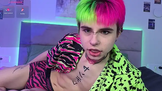 Snapshot of Alex_Vallley chatting on 2, 11, 2025 Alex Vallley online show from 2, 11, 2025