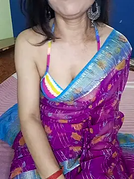 Snapshot of Cute-Zarina chatting on 13, 10, 2025 Cute-Zarina online show from 13, 10, 2025
