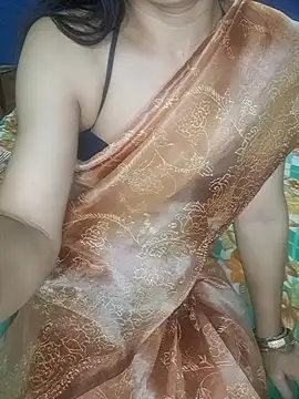 Cute-Zarina online show from 31, 10, 2025