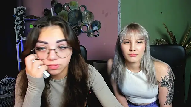 kiki swan online show from 4, 12, 2025