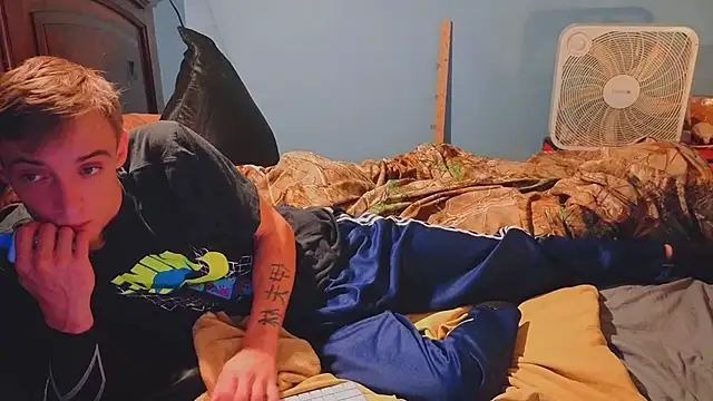 Ilovepussy1911 online show from 2, 4, 2026