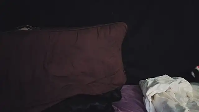Ilovepussy1911 online show from 18, 6, 2026