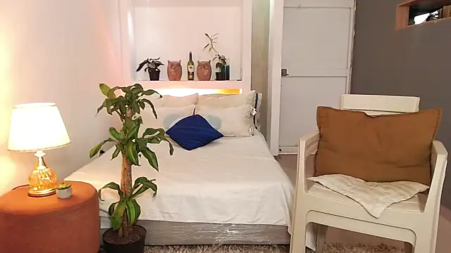 Snapshot of juanes_puthee chatting on 10, 11, 2025 juanes puthee online show from 10, 11, 2025