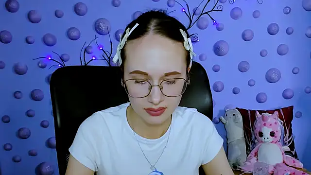 mona cloud online show from 3, 5, 2026