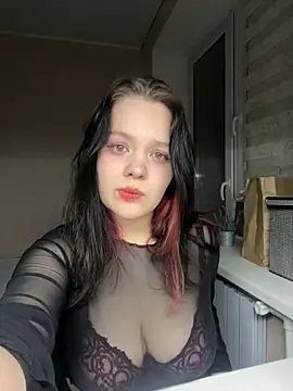 Snapshot of Viella_Rosewood chatting on 8, 3, 2025 Viella Rosewood online show from 8, 3, 2025