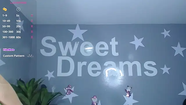 Snapshot of emma_wockll_t chatting on 16, 12, 2025 emma wockll t online show from 16, 12, 2025