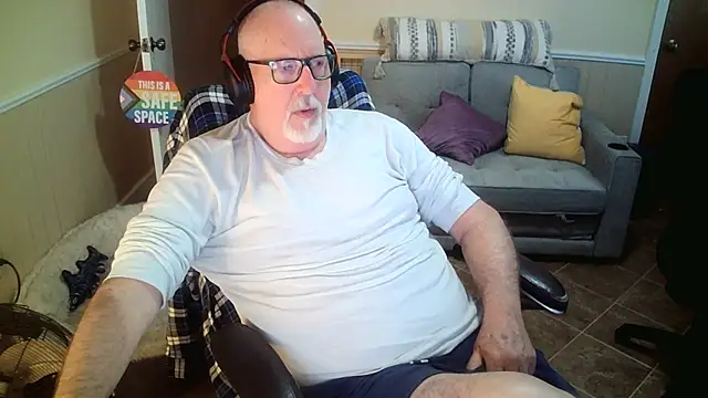 superbearboss online show from 27, 2, 2026