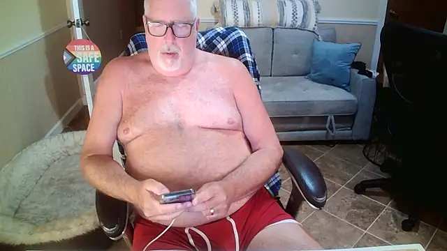 superbearboss online show from 31, 5, 2026
