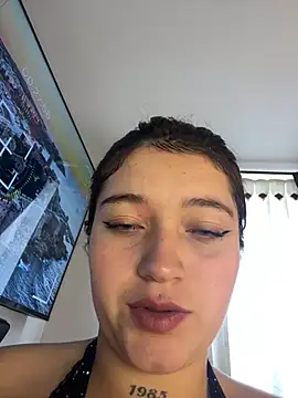 Snapshot of Karina_Leon chatting on 5, 6, 2026 Karina Leon online show from 5, 6, 2026