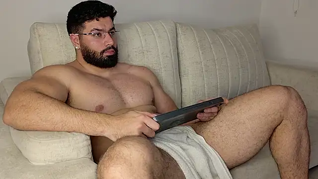 Roman Lux online show from 4, 2, 2026