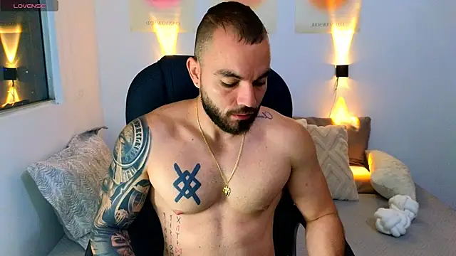 Isaac Carter online show from 5, 3, 2025